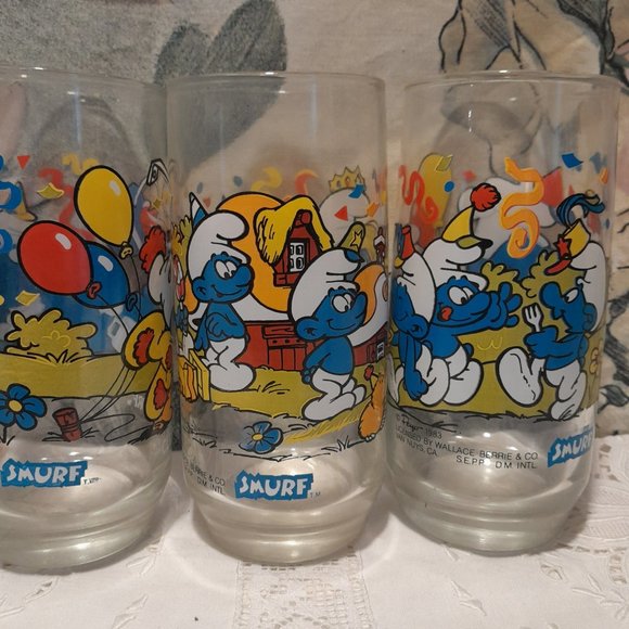 Vintage 1983 Peyo Smurfs Drinking Glasses - Set of 6 - Picture 7 of 8